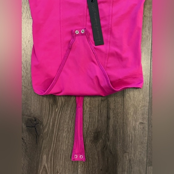 NWT House of Harlow 1960 All-Day Contour Bodysuit Magenta Pink Size Small - Picture 10 of 14